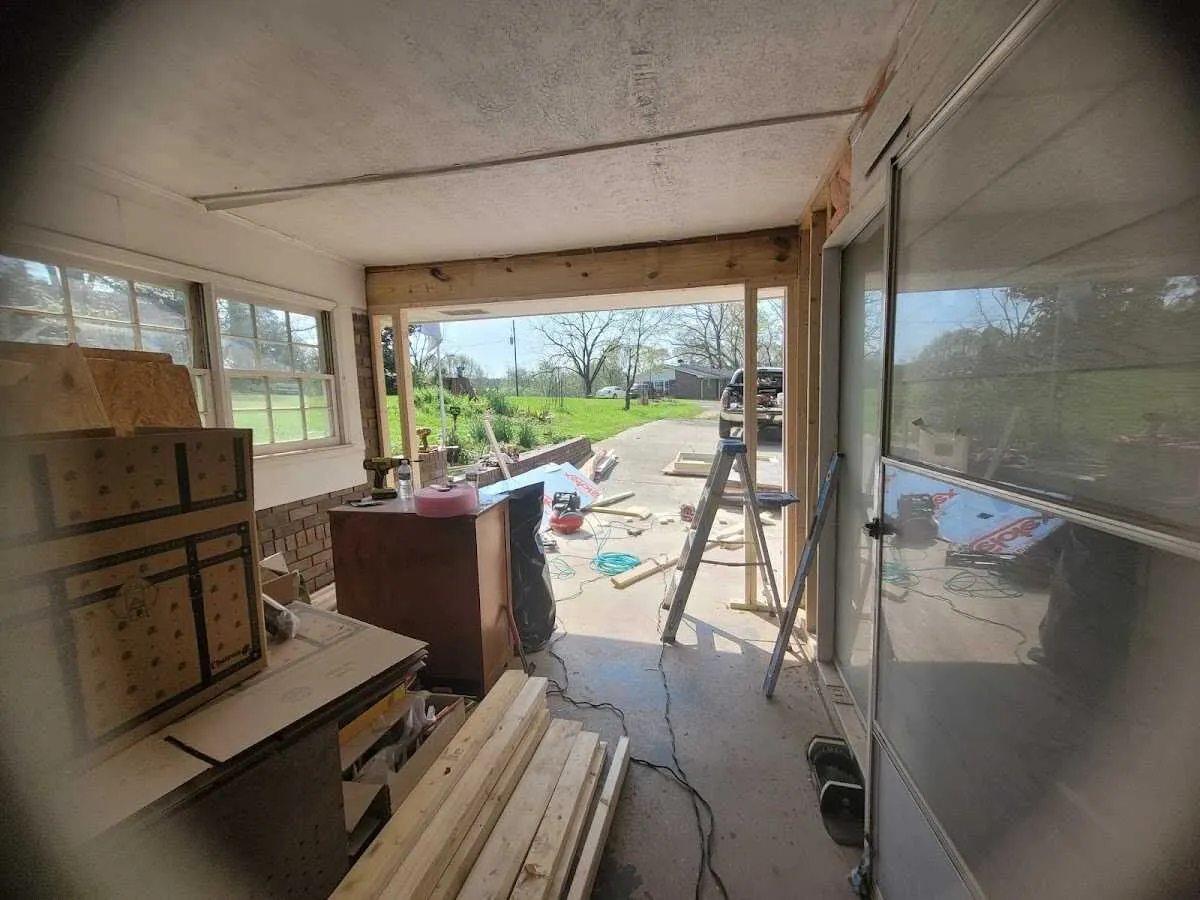 Air movers and dehumidifier for Drying & Dehumidification in Atlantic Beach